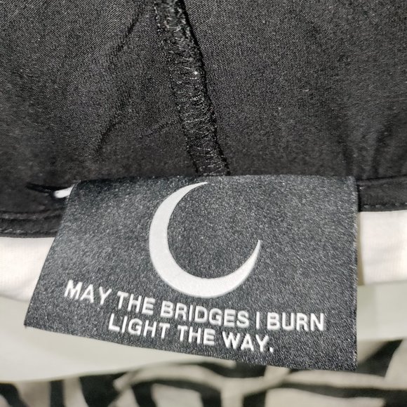 KILLSTAR - Voodoo Crop Top - Picture 13 of 13